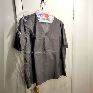 Dry Cleaned Figs Gray Caterina Scrub top & high waisted pants